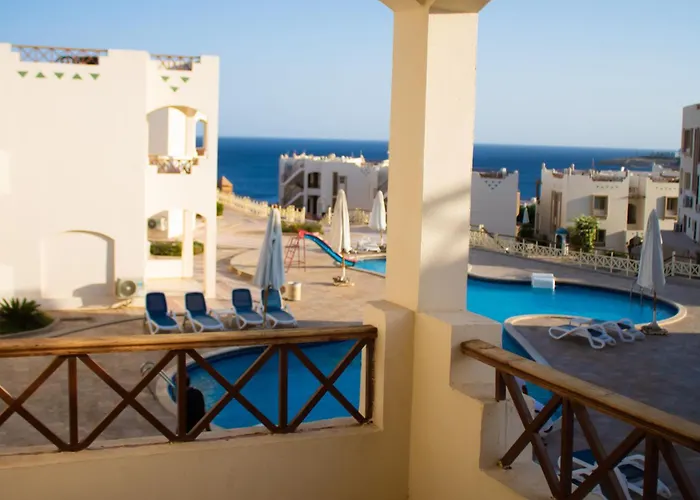 Sharks Bay Oasis Aqua Park Otel