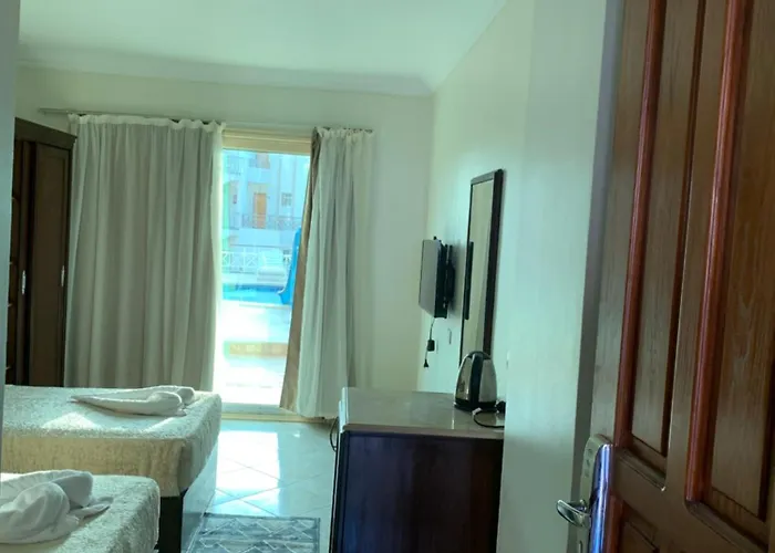 Sharks Bay Oasis Aqua Park 4*