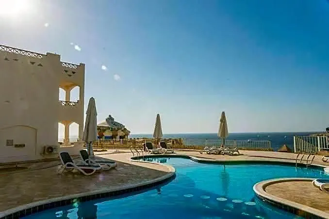 Sharks Bay Oasis Aqua Park Otel 4*
